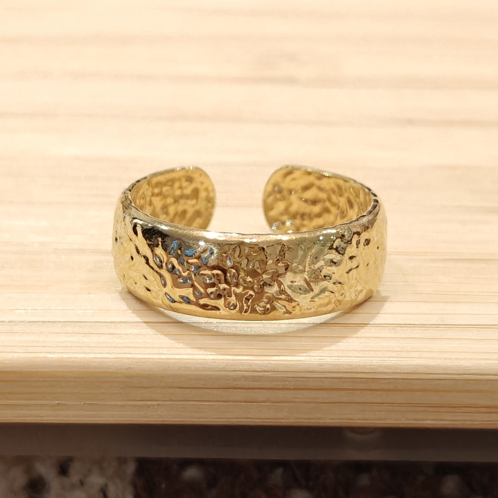 Set Of Four Open Rings - Picture 8 of 9